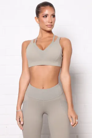 After Cardio Active Sports Bra In Power Flex - Light Army