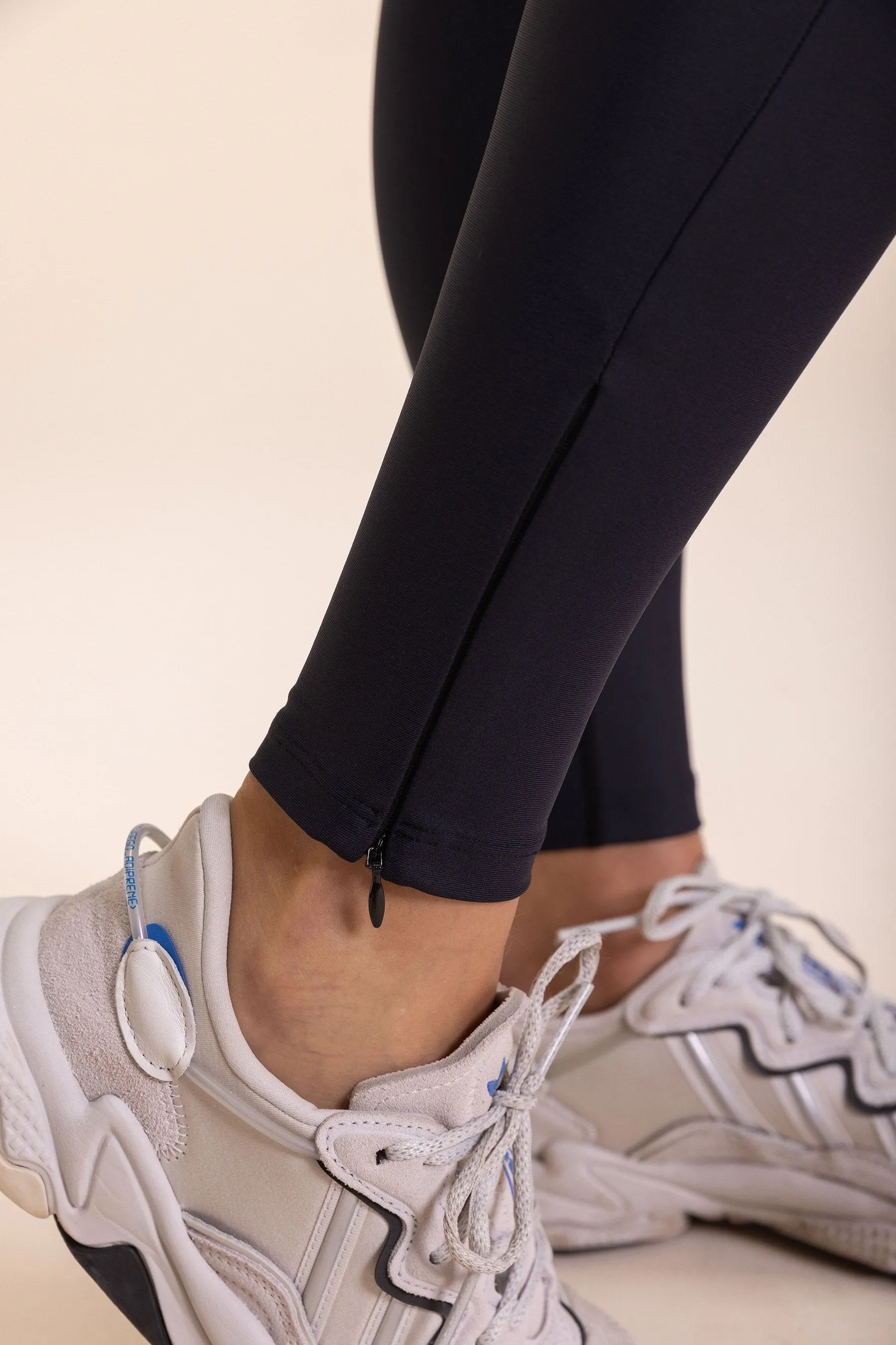 Boost Stirrup Leggings